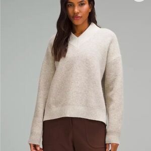 Lululemon Women's Alpaca Wool-Blend V-Neck Sweater Sz L